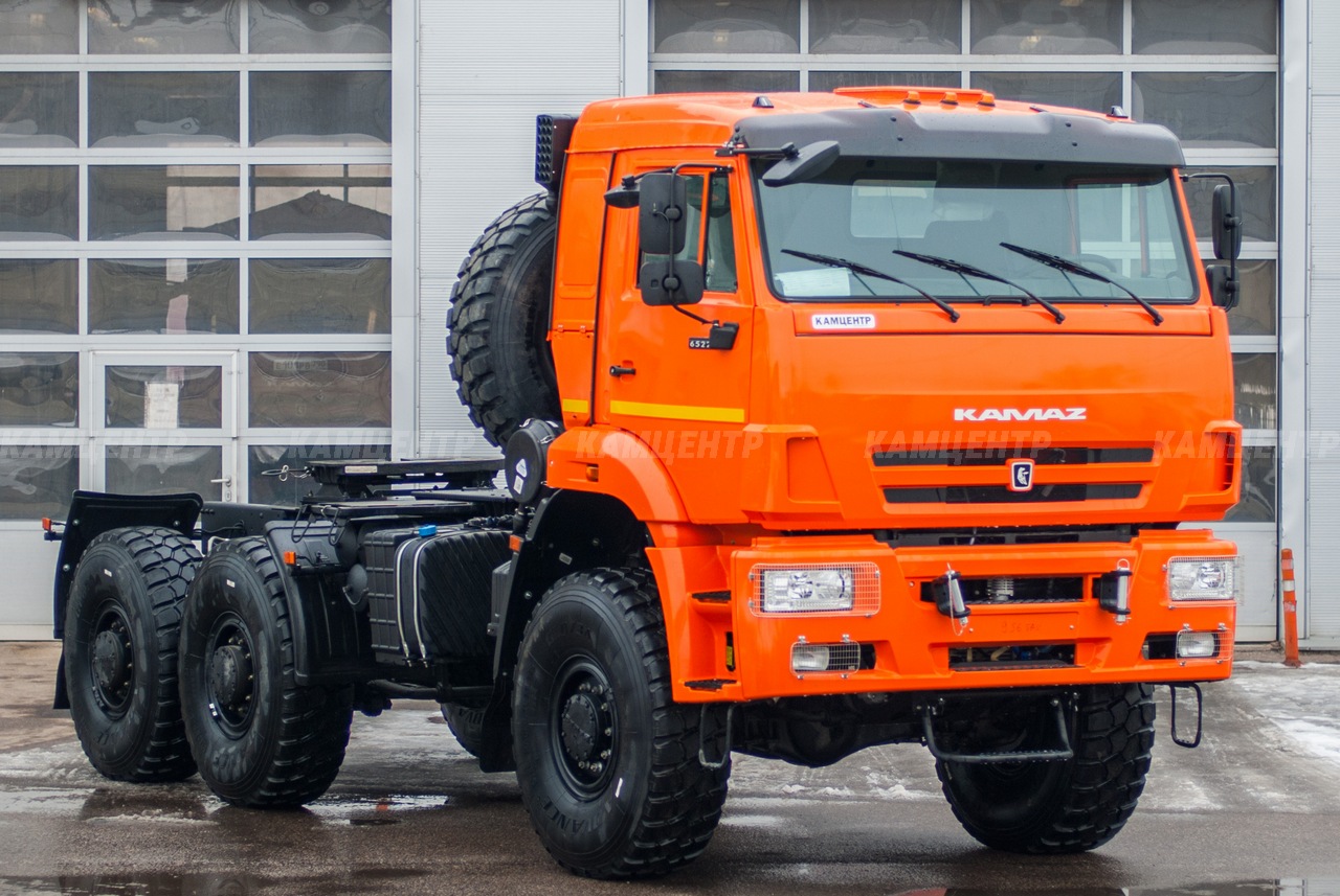 Седельный тягач КамАЗ-65221-526020-53